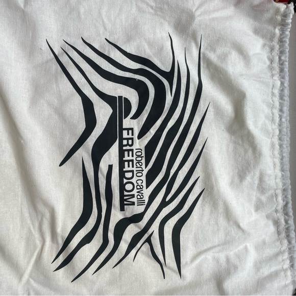 Roberto Cavalli cross body bag - Picture 9 of 10